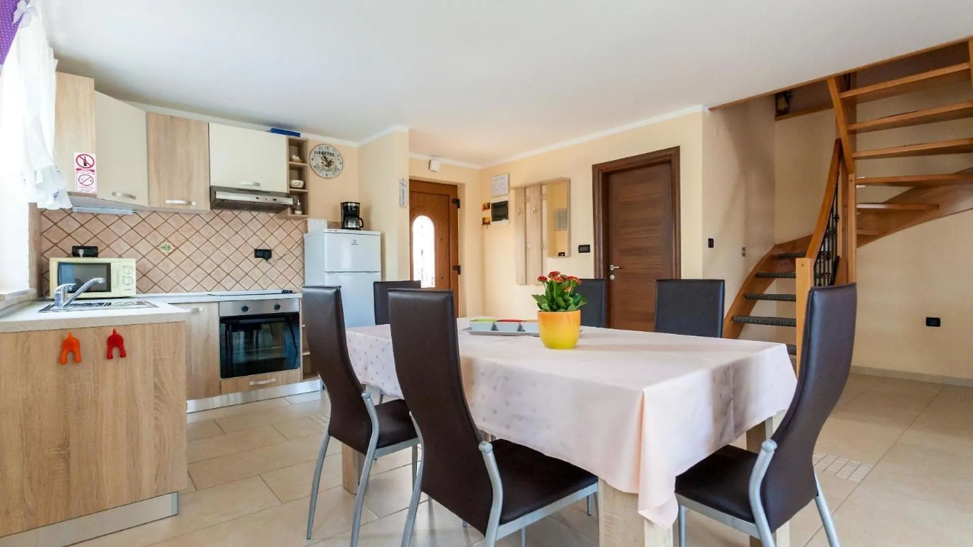 In Der Naehe Des Meeres, Schoene Und Moderne Wohnung Porat  Croatia
