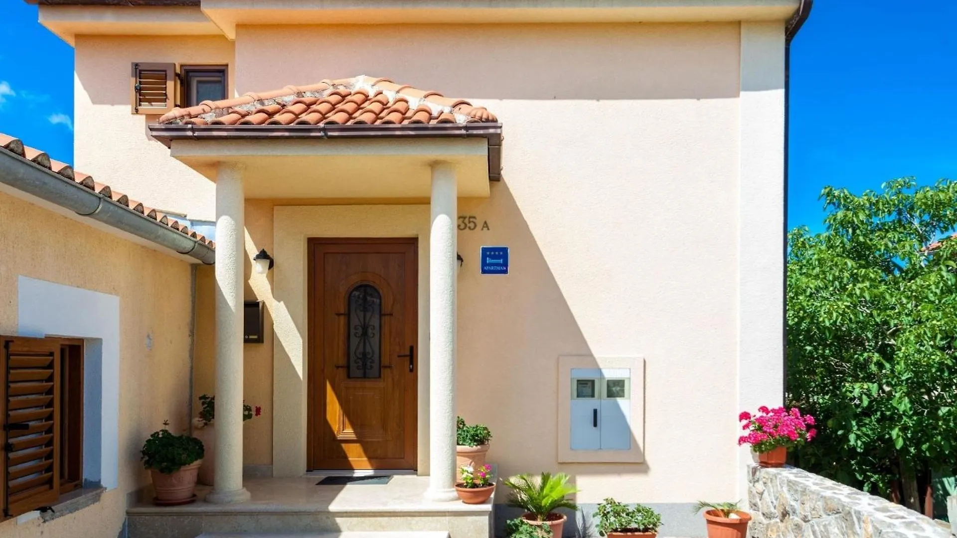 In Der Naehe Des Meeres, Schoene Und Moderne Wohnung Porat